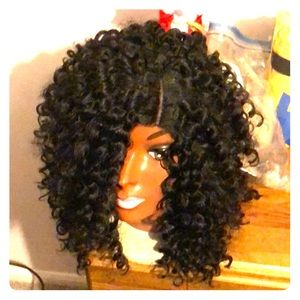 Wond curle wig